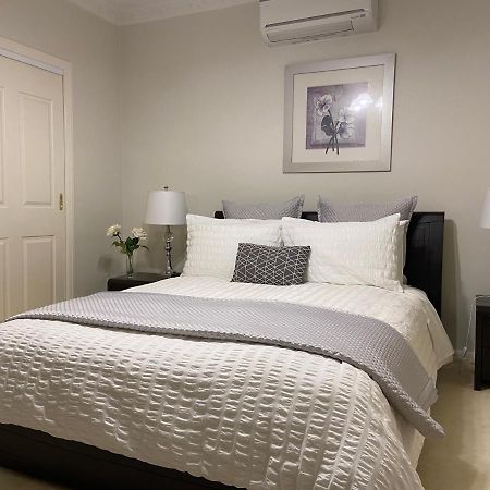 Cosy Private Room Easy Access To City & Airport Melbourne Bagian luar foto