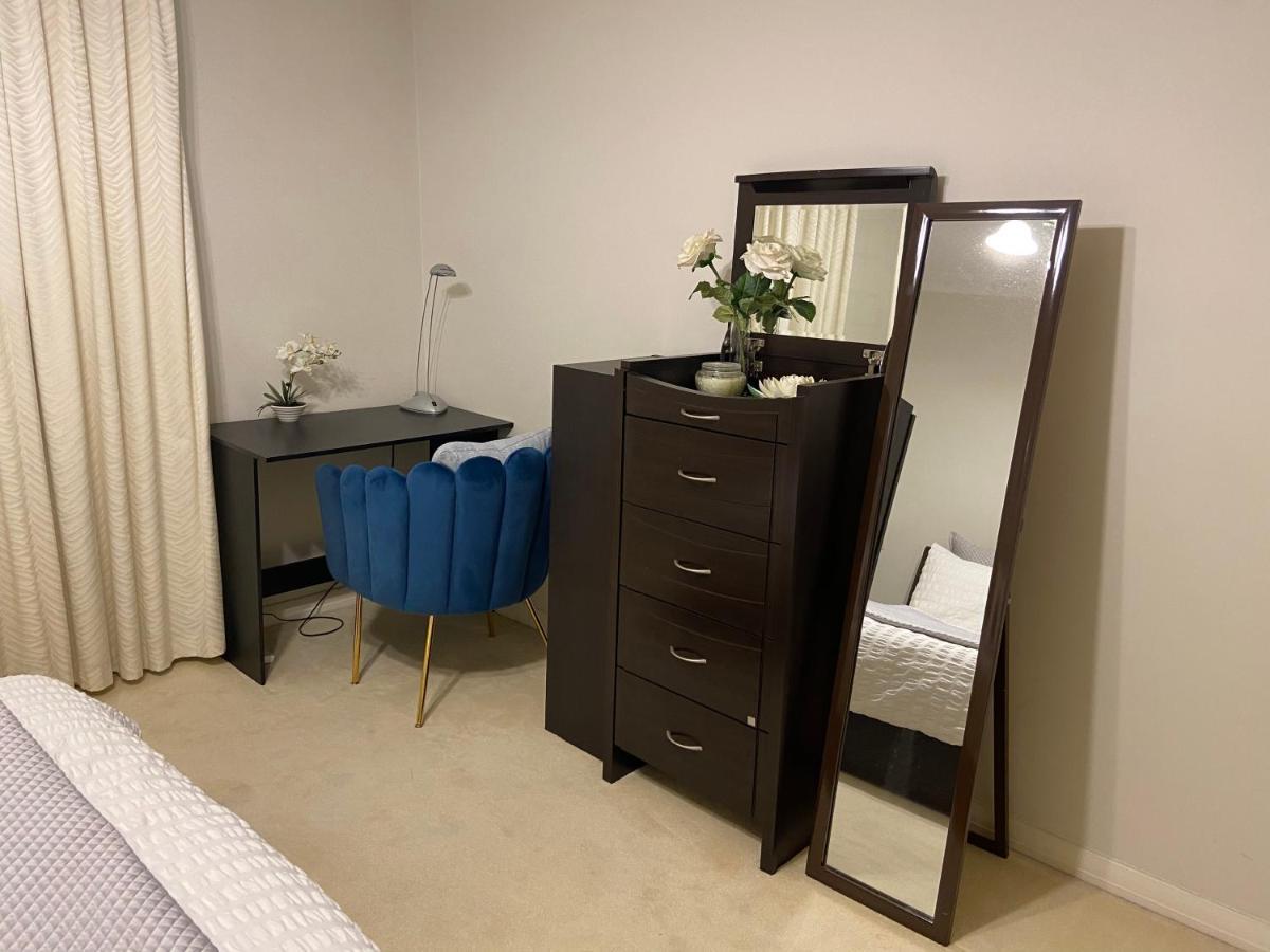 Cosy Private Room Easy Access To City & Airport Melbourne Bagian luar foto