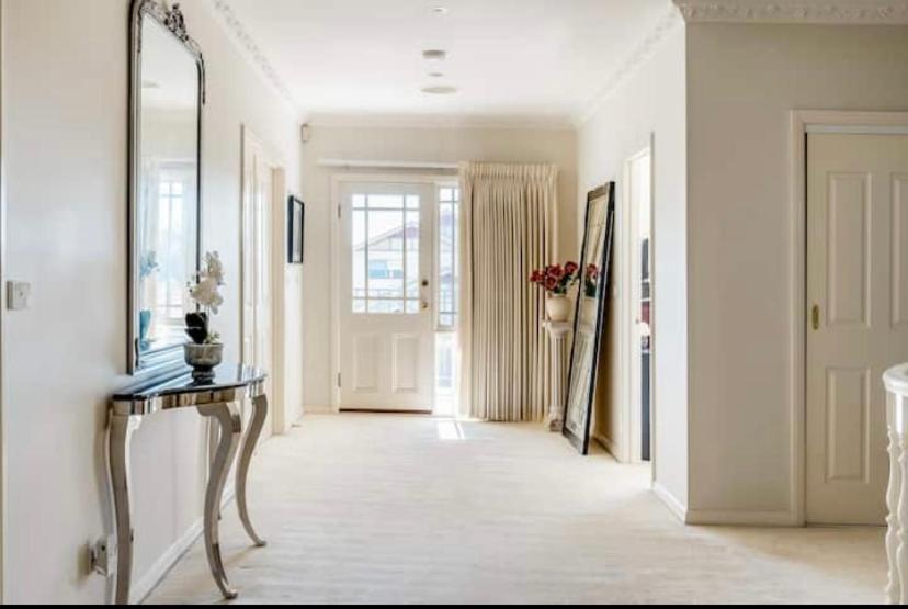 Cosy Private Room Easy Access To City & Airport Melbourne Bagian luar foto